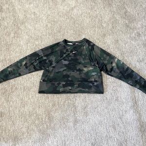 Super cute green camo sweatshirt from Nike!